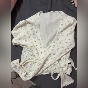 NWOT Brandy Melville Tie Top